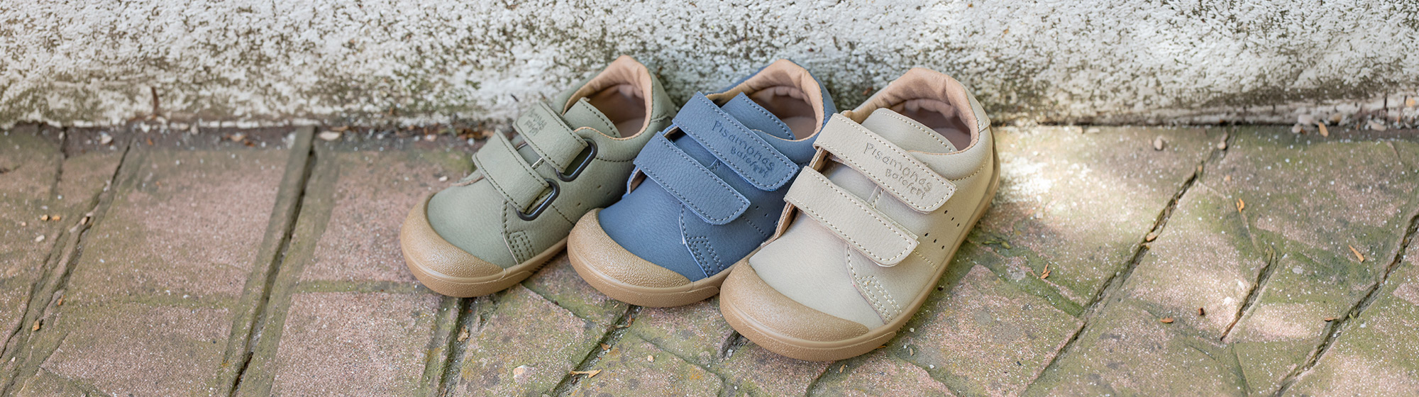 Sneakers Barefoot
