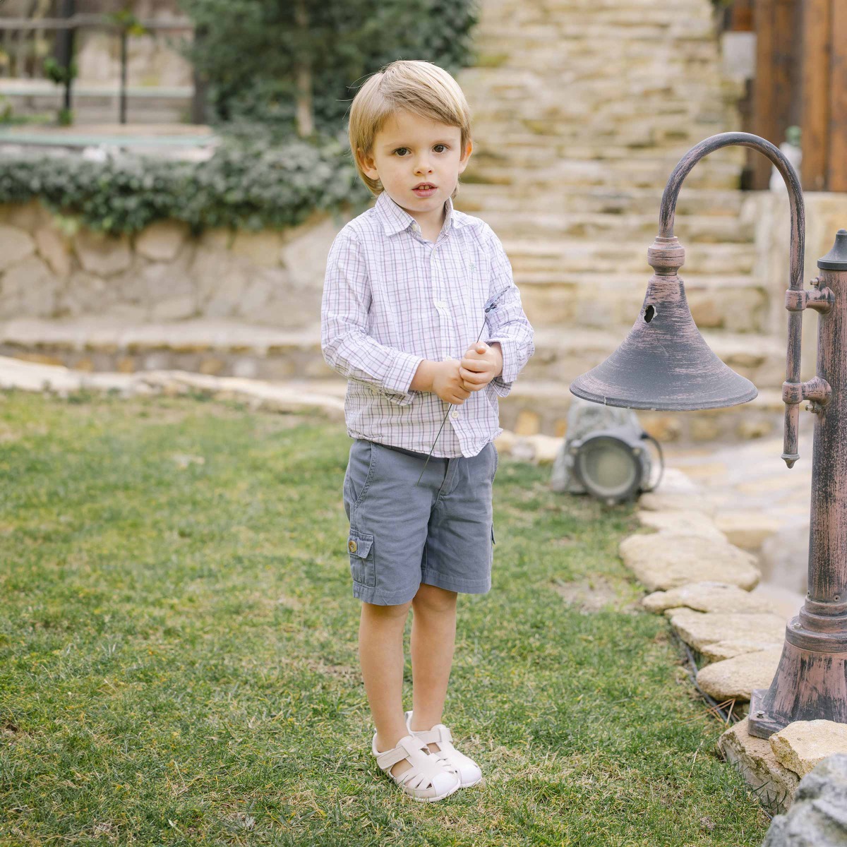 Sandali minimalisti in morbida nappa Pisamonas