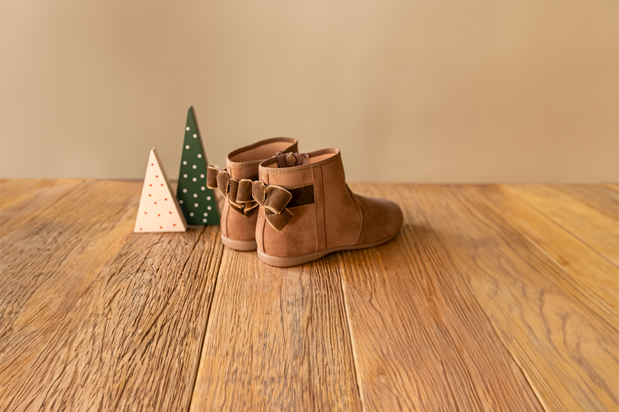 Stivaletti con fiocco velluto e cerniera 