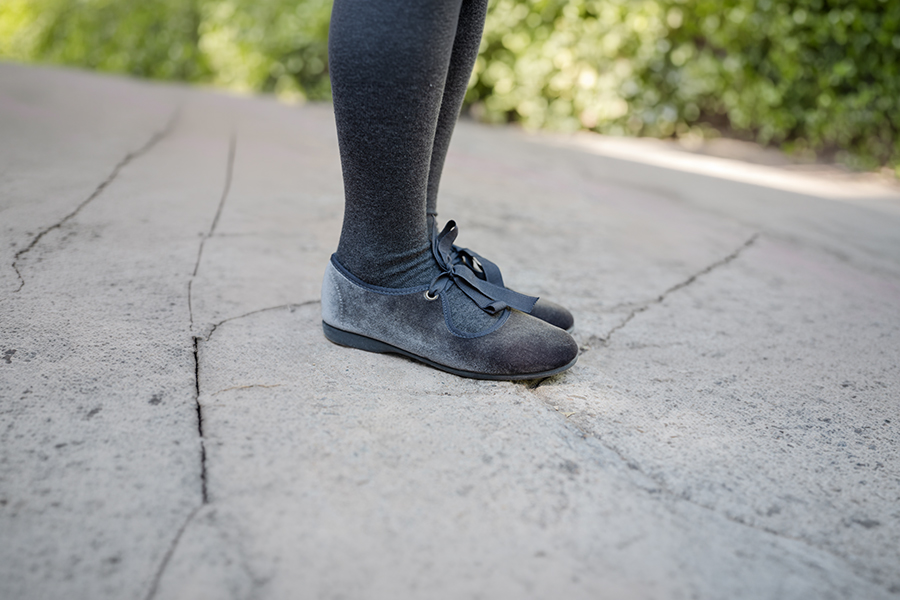 Scarpe cinturino in velluto con fiocco di faglia per bambine 