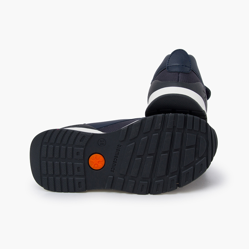 Biomecanics 231203 Stivaletti Bassi Con Lacci Per Bambini E Ragazzi - Calzatura Flessibile Con Punta Rotonda E Soletta Rimovibile - Colore Blu Con Stampe Stelle
