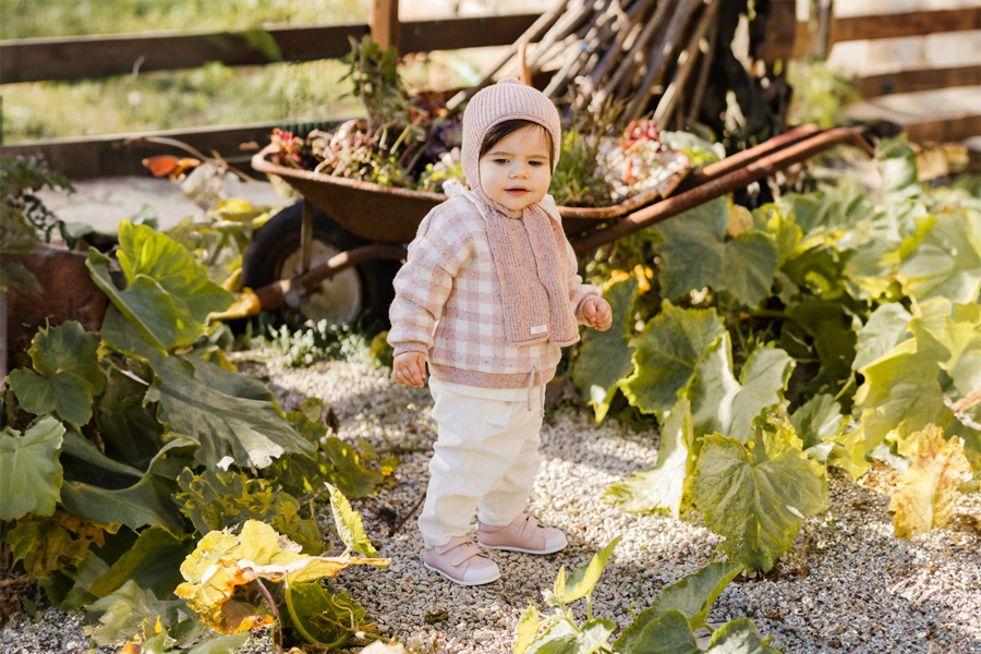 Sneakers morbide in pelle con doppia chiusura a strappo