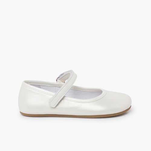 Ballerine con cinturino Blanditos cerimonia finitura lucida Bianco