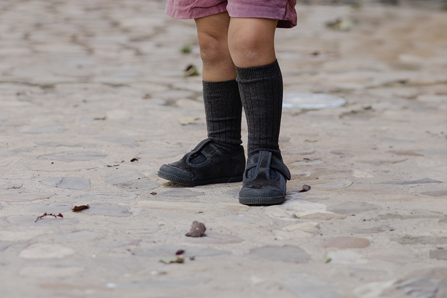 Scarpe occhio di bue barefoot velluto punta gomma