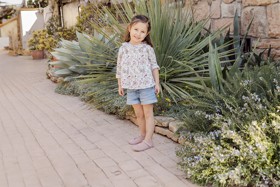 Ballerine con cinturino barefoot lino strappo