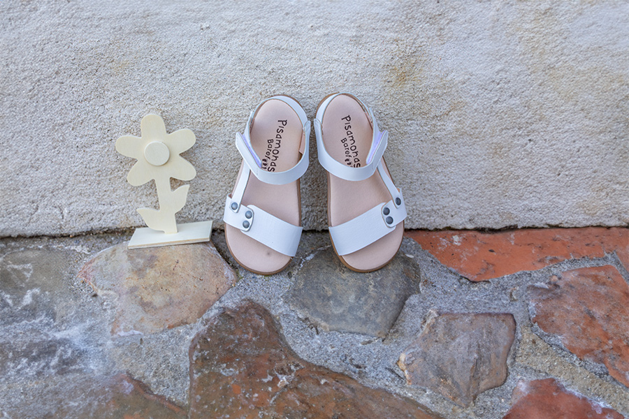 Sandali barefoot pelle borchie