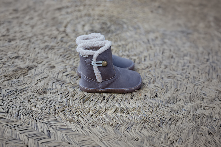 Stivali barefoot fodera effetto montone chiusura bottone