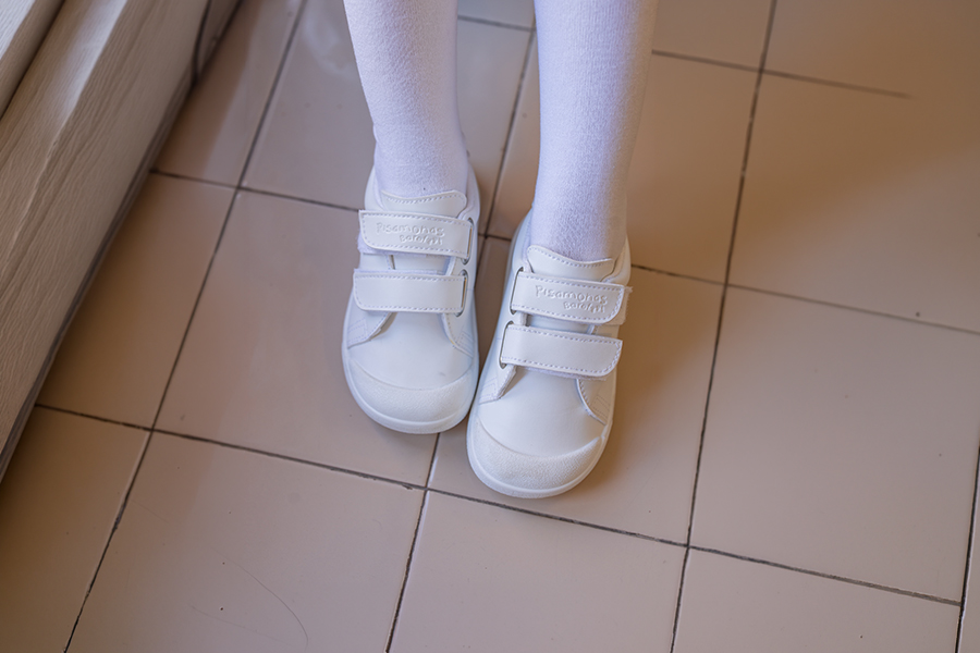 Sneakers morbide barefoot scuola effetto pelle