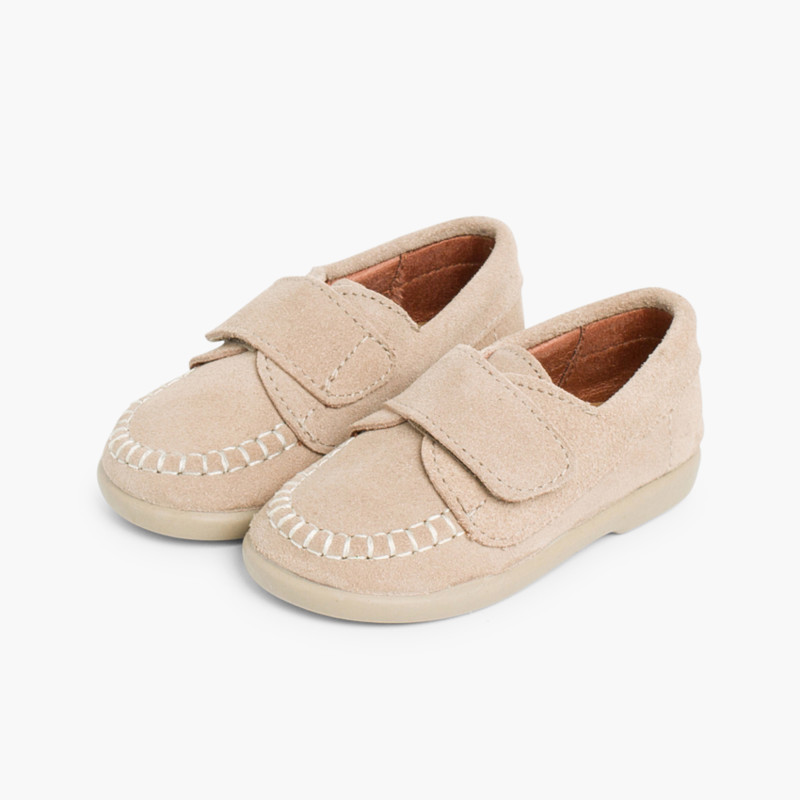 Scarpine in lana per neonato stile mocassino - Bambini - Abbigliame Scarpine in lana per neonato stile mocassino - Bambini - Abbigliame