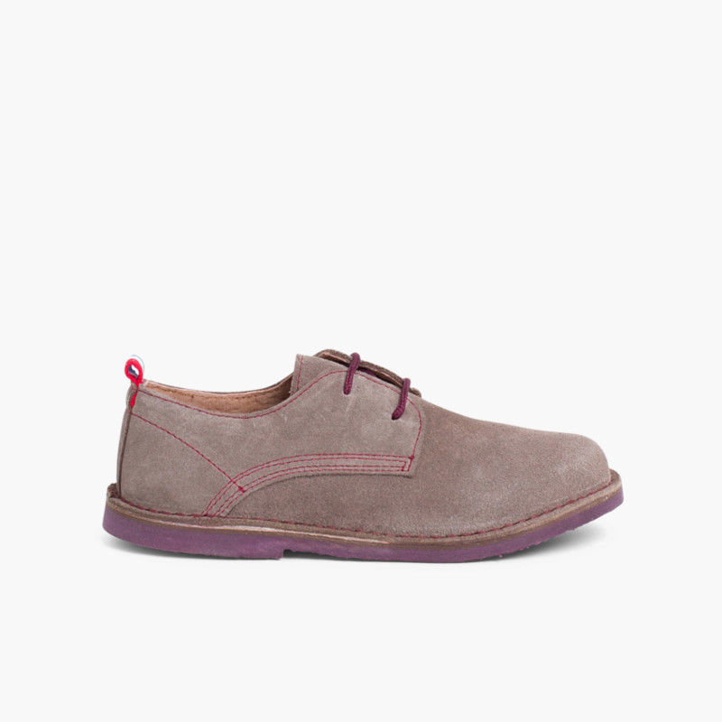 Scarpe Blucher scamosciate suola e lacci colorati Grigio