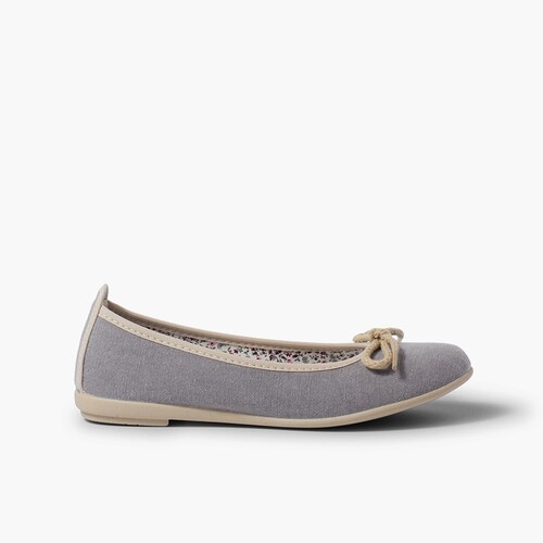 Ballerina bimba e donna con fiocco in pizzo Grigio