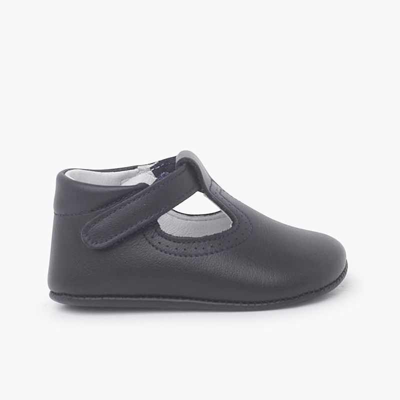 Scarpe occhio di bue chiusura a strappo