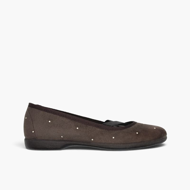 Ballerine stile balletto Serratex borchiette