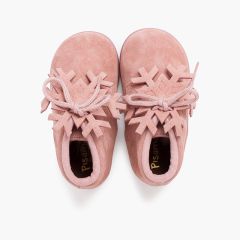Stivaletti stringati in camoscio con ornamento fiocco di neve Rosa