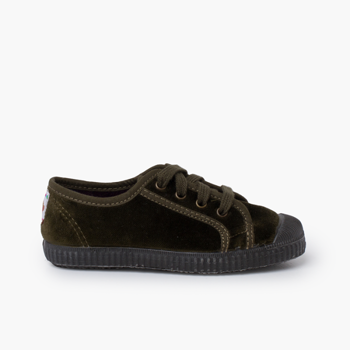 Scarpe velluto con lacci