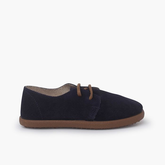 Scarpe blucher stringate con suola in caramello