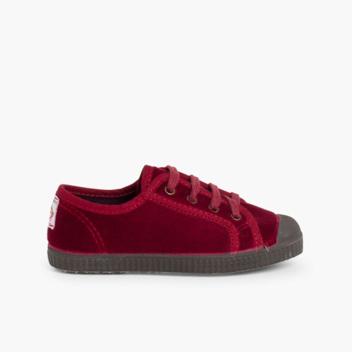 Scarpe velluto con lacci