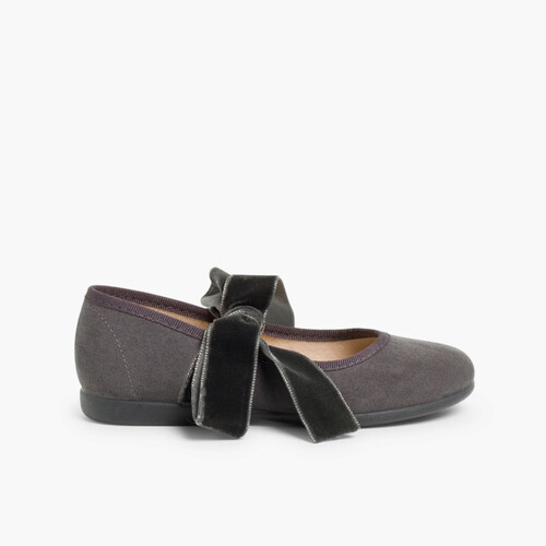 Scarpe con cinturino con fiocco di velluto per bambina Grigio