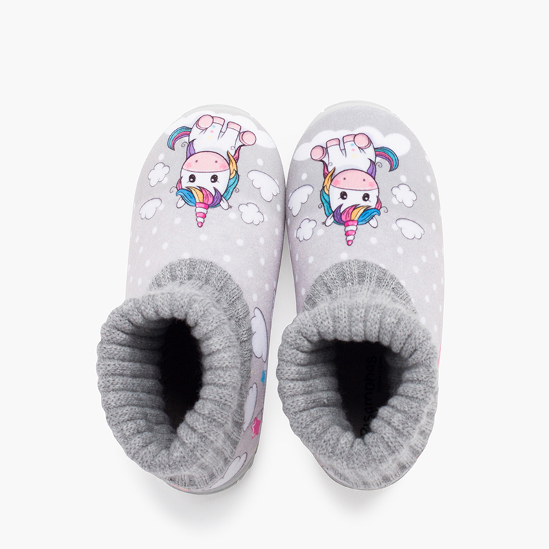 Pantofole Da Bambino In Morbido Plush Effetto Pelliccia Impermeabili PVC Antiscivolo Fantasia Unicorno E Giraffa Da 10,85 € | DHgate
